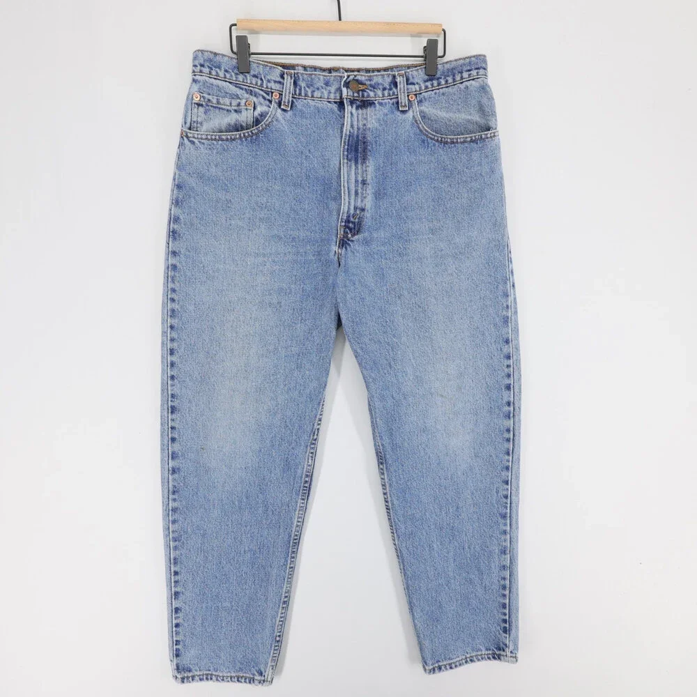 Vintage Levis 550 Jeans Mens 38x30 Blue Relaxed Fit Tapered Leg USA Made Light